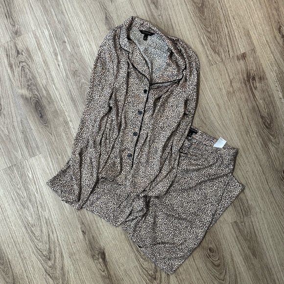 Banana Republic PJ Set - Picture 1 of 3